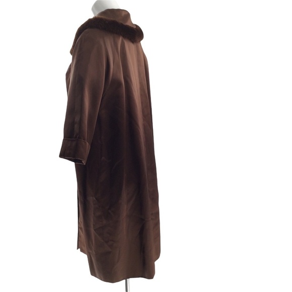 Vintage 1920s Art Deco Fur and Silk chocolate Brown Coat - Picture 5 of 16